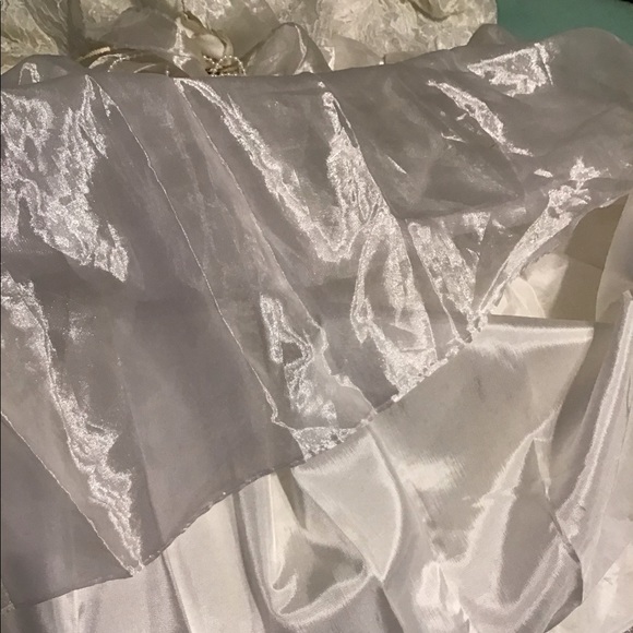 Princess flower girl dress - Picture 9 of 9